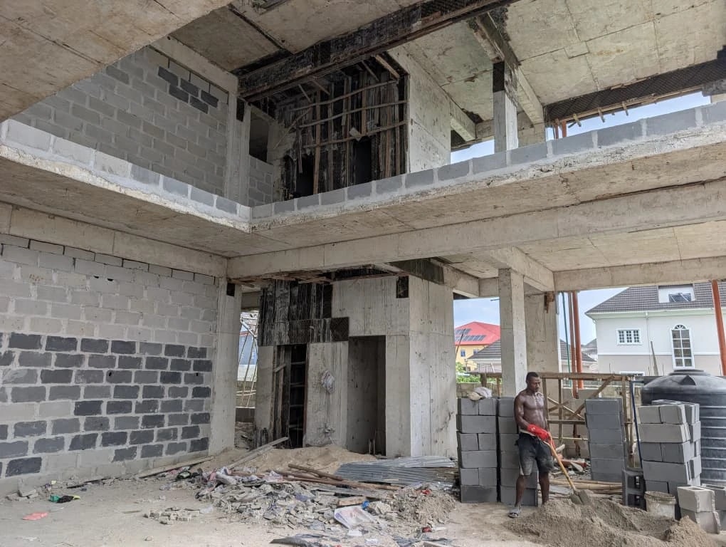 Blockwork and reinforced concrete construction activity