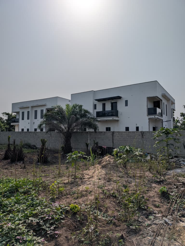 CVD Realty — Semi-Detached Duplexes — project photograph 2